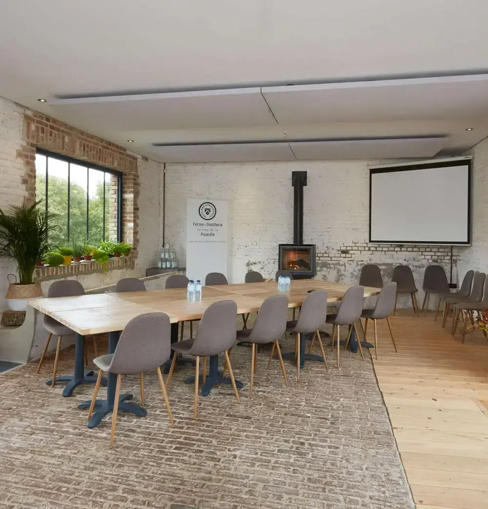 Le showroom de 72 m² en configuration réunion